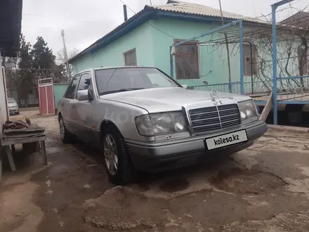 Mercedes-Benz E 200 1990 года за 1 550 000 тг. в Туркестан – фото 6