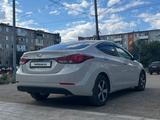 Hyundai Elantra 2015 года за 5 400 000 тг. в Жезказган – фото 4