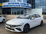 Hyundai Elantra 2024 года за 9 900 000 тг. в Уральск – фото 2