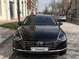 Hyundai Sonata 2021 года за 13 650 000 тг. в Алматы – фото 3