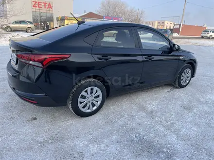 Hyundai Accent 2021 года за 7 900 000 тг. в Караганда – фото 3