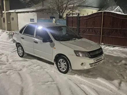 ВАЗ (Lada) Granta 2190 2013 года за 2 000 000 тг. в Семей – фото 5