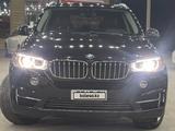 BMW X5 2014 года за 10 300 000 тг. в Актобе – фото 2