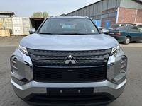 Mitsubishi Outlander 2022 годаүшін15 300 000 тг. в Петропавловск