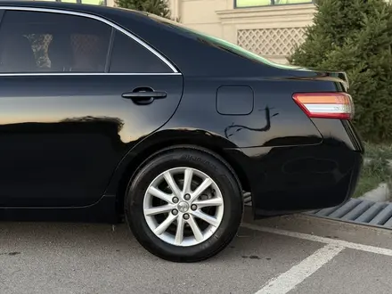 Toyota Camry 2011 года за 8 190 000 тг. в Алматы – фото 43