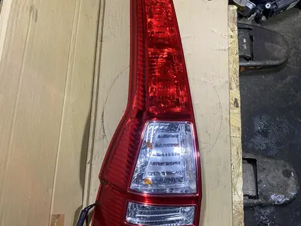 Фонарь задний на Хонда CR-V 3 RE за 48 000 тг. в Караганда – фото 4
