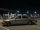 Mercedes-Benz E 200 1991 года за 1 600 000 тг. в Шымкент – фото 5