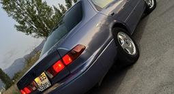 Toyota Camry 2000 года за 2 900 000 тг. в Алматы – фото 5