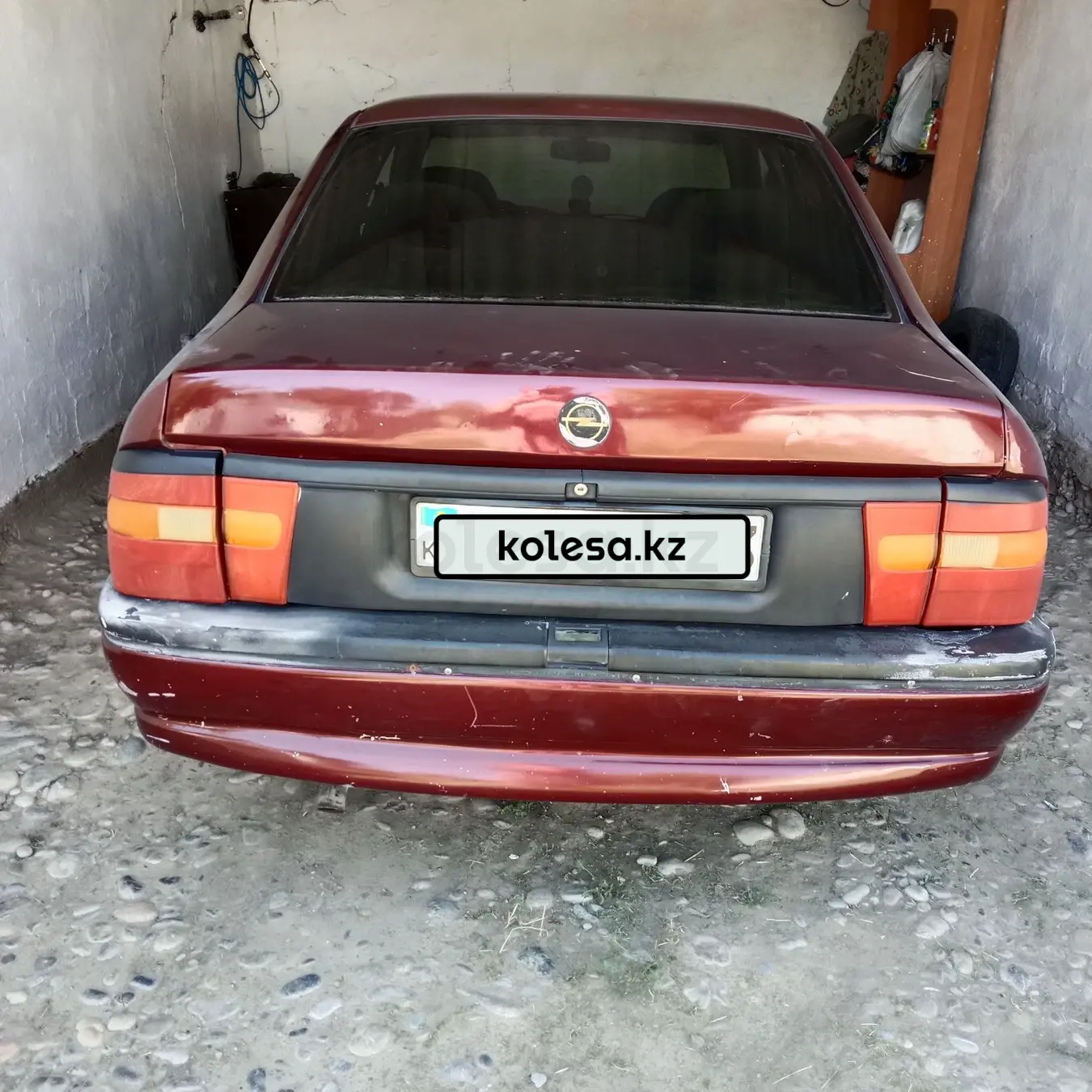 Opel Vectra, 1993