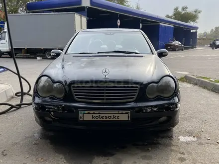 Mercedes-Benz C 230 2003 года за 2 800 000 тг. в Алматы – фото 9