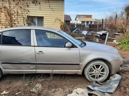 Skoda Superb 2002 года за 2 300 000 тг. в Уральск – фото 5