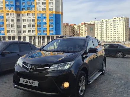 Toyota RAV4 2015 годаүшін11 000 000 тг. в Актау