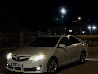 Toyota Camry, 2012