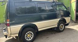 Mitsubishi Delica 1993 годаfor1 500 000 тг. в Алматы – фото 2