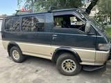 Mitsubishi Delica 1993 годаfor1 500 000 тг. в Алматы