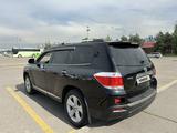 Toyota Highlander 2011 года за 11 000 000 тг. в Алматы – фото 4