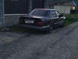 Mercedes-Benz E 200 1995 года за 1 700 000 тг. в Алматы – фото 4