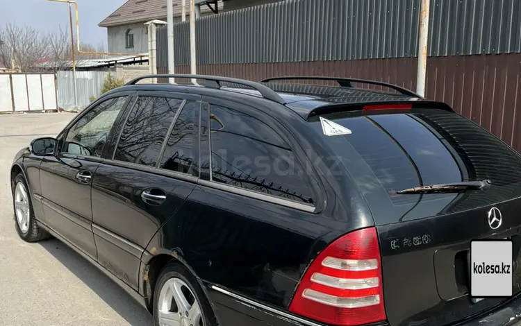Mercedes-Benz C 240 2002 года за 2 300 000 тг. в Алматы