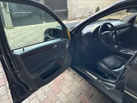 Mercedes-Benz C 240 2002 года за 2 300 000 тг. в Алматы – фото 12