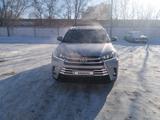 Toyota Highlander 2015 года за 14 700 000 тг. в Караганда