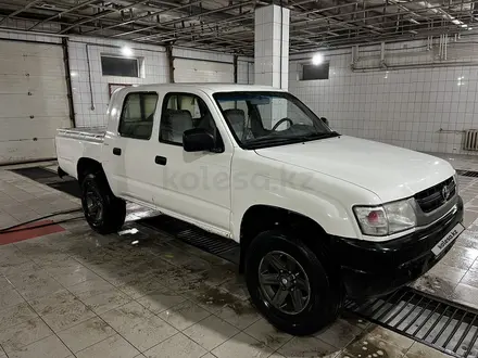 Toyota Hilux 2005 года за 2 900 000 тг. в Атырау – фото 3