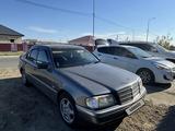 Mercedes-Benz C 180 1996 года за 2 100 000 тг. в Атырау