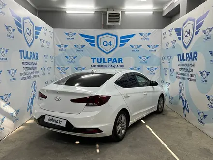 Hyundai Elantra 2018 года за 9 390 000 тг. в Тараз – фото 8