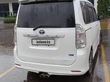 Toyota Voxy 2008 года за 7 500 000 тг. в Алматы – фото 2