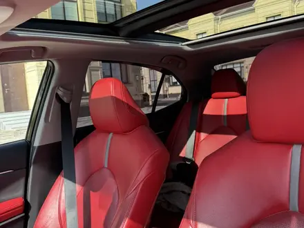 Toyota Camry 2022 года за 15 555 555 тг. в Актау – фото 4