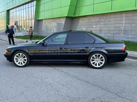 BMW 735 2001 года за 4 500 000 тг. в Алматы – фото 10