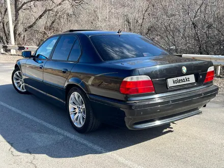 BMW 735 2001 года за 4 500 000 тг. в Алматы – фото 15