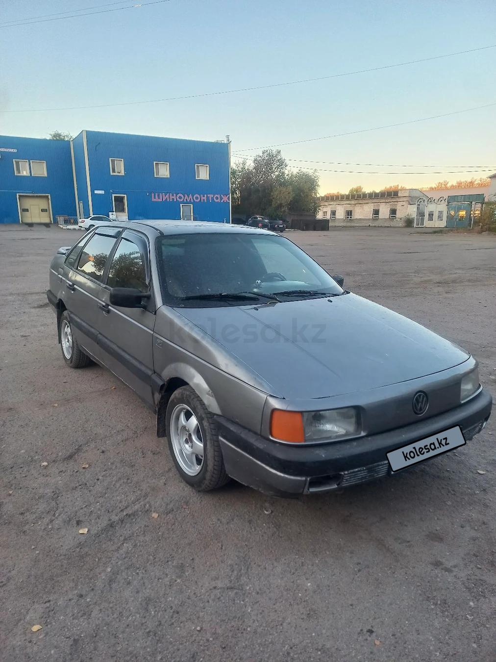 Volkswagen Passat 1989 г.