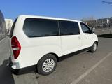 Hyundai H-1 2018 года за 14 200 000 тг. в Алматы – фото 3