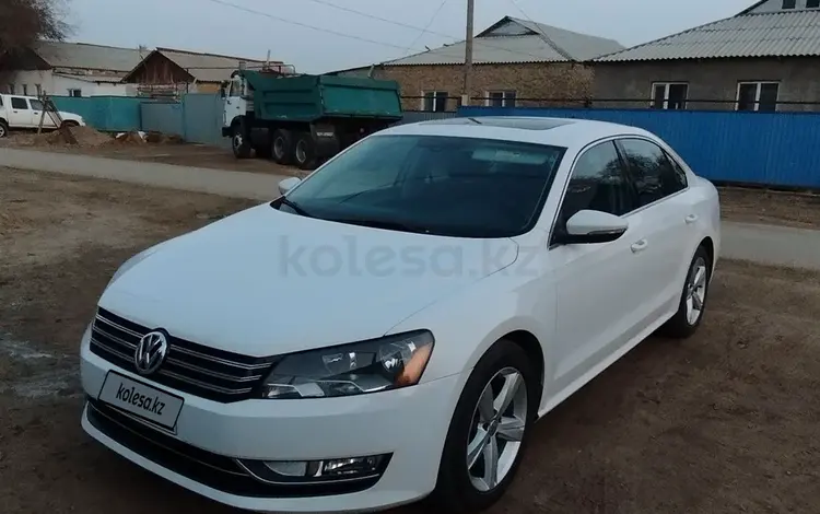 Volkswagen Passat 2013 года за 6 000 000 тг. в Атырау