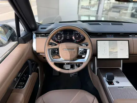 Land Rover Range Rover HSE 2026 года за 120 404 000 тг. в Алматы – фото 9
