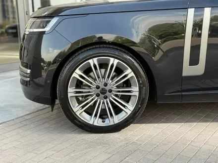 Land Rover Range Rover HSE 2026 года за 120 404 000 тг. в Алматы – фото 13