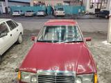 Mercedes-Benz E 200 1990 года за 1 600 000 тг. в Тараз – фото 4