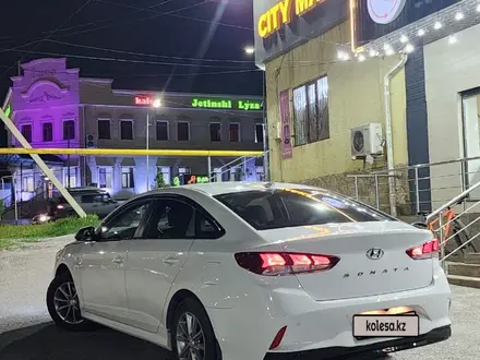Hyundai Sonata 2018 года за 8 900 000 тг. в Шымкент – фото 4