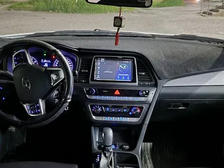 Hyundai Sonata 2018 года за 8 900 000 тг. в Шымкент – фото 6