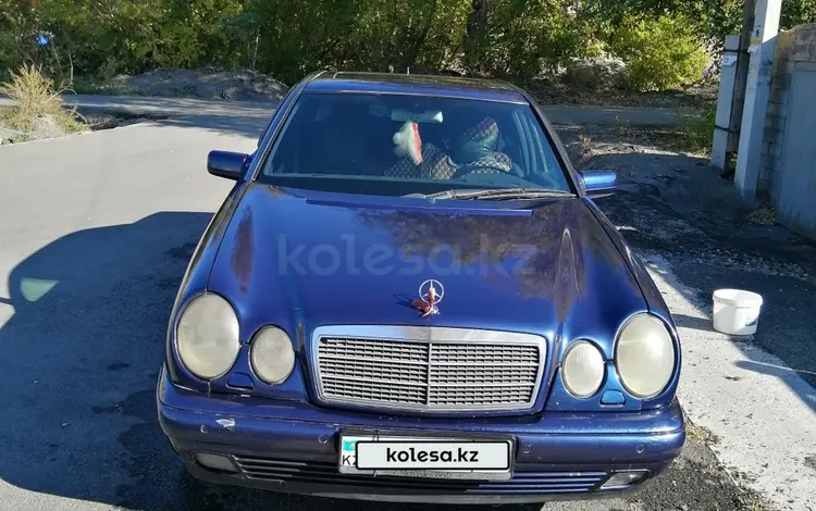 Mercedes-Benz E 200 1998 годаfor3 000 000 тг. в Караганда