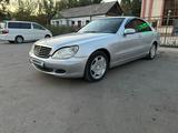 Mercedes-Benz S 430 1999 года за 3 700 000 тг. в Мерке – фото 2