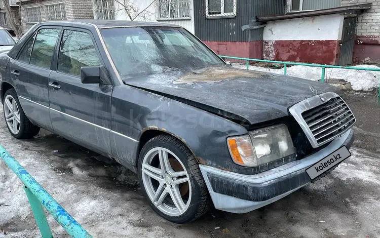 Mercedes-Benz E 220 1993 года за 750 000 тг. в Петропавловск