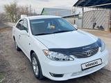 Toyota Camry 2005 года за 3 700 000 тг. в Шу – фото 2