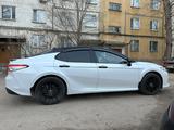 Toyota Camry 2018 года за 13 000 000 тг. в Астана – фото 3