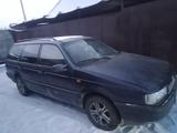 Volkswagen Passat 1993 годаfor900 000 тг. в Семей