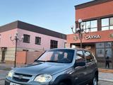 Chevrolet Niva 2015 годаүшін4 000 000 тг. в Кызылорда – фото 2