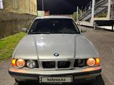 BMW 525 1992 года за 1 200 000 тг. в Алматы – фото 3