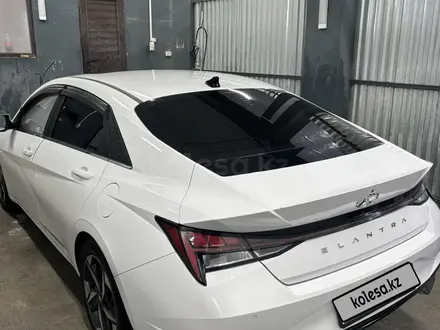 Hyundai Elantra 2023 года за 7 500 000 тг. в Алматы – фото 4
