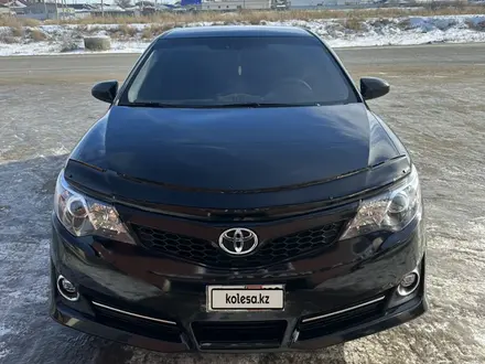 Toyota Camry 2013 года за 6 000 000 тг. в Атырау – фото 4