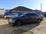 Toyota Camry 2017 года за 5 300 000 тг. в Атырау – фото 5